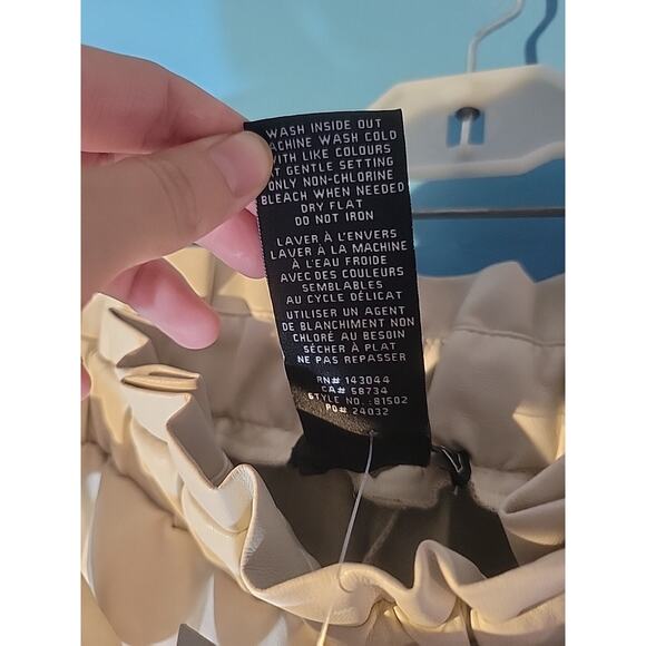 Bagatelle Womens Beige Faux Leather Pants Belted Waist Size XS New With Tags - Picture 5 of 6